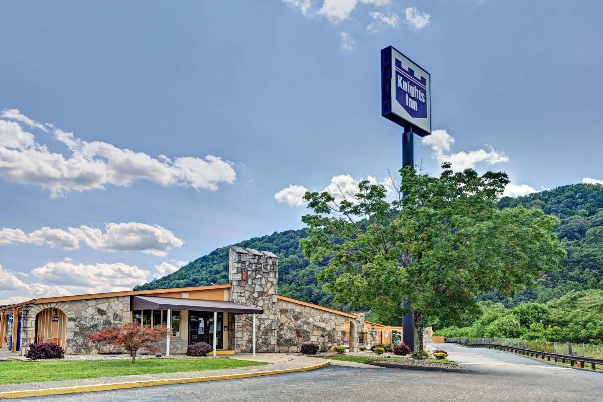 Knights Inn Charleston West Virginia Εξωτερικό φωτογραφία
